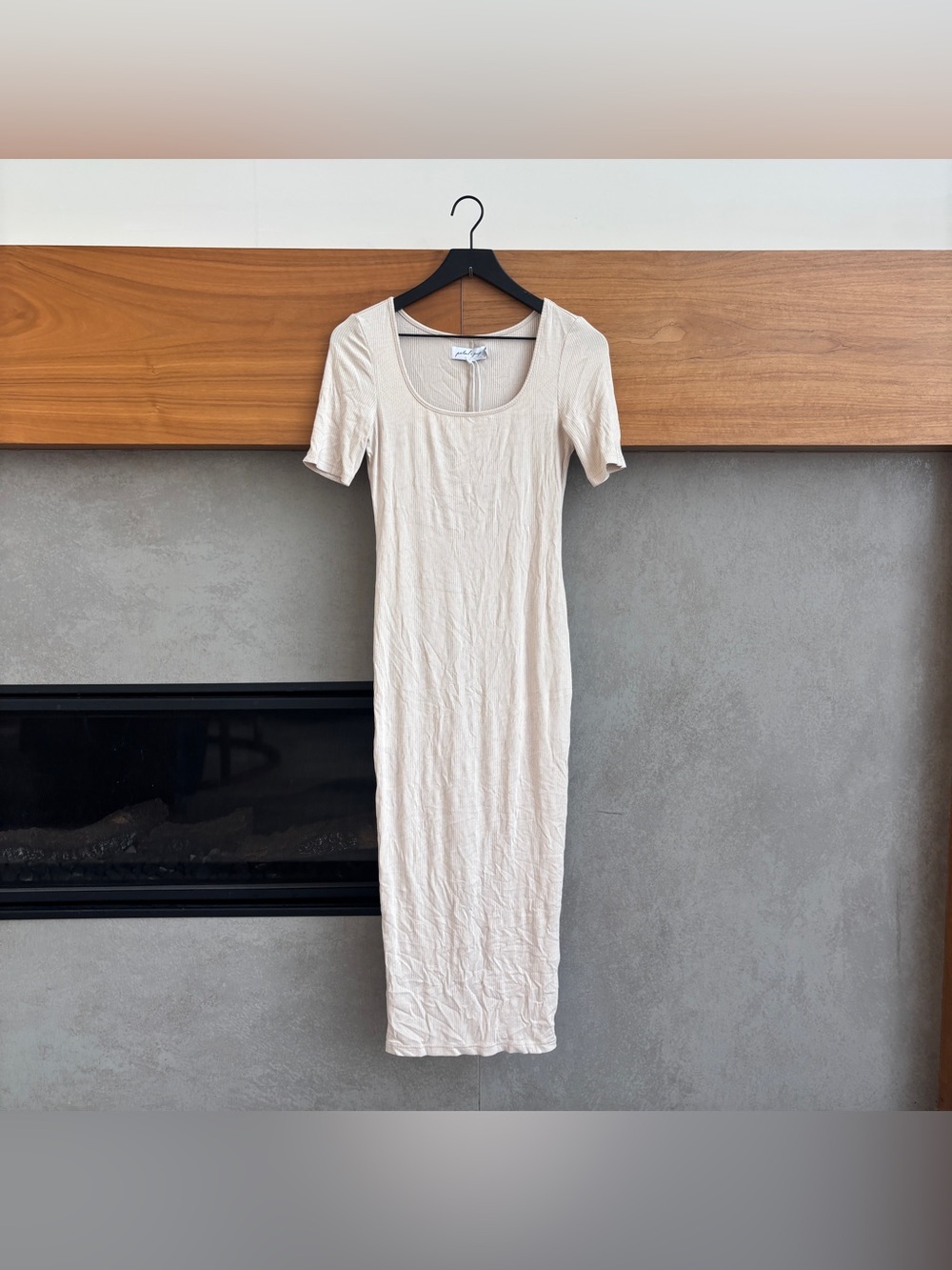 NWT GEORGIE X PETAL & PUP SORELLA DRESS IN BEIGE, SIZE 2